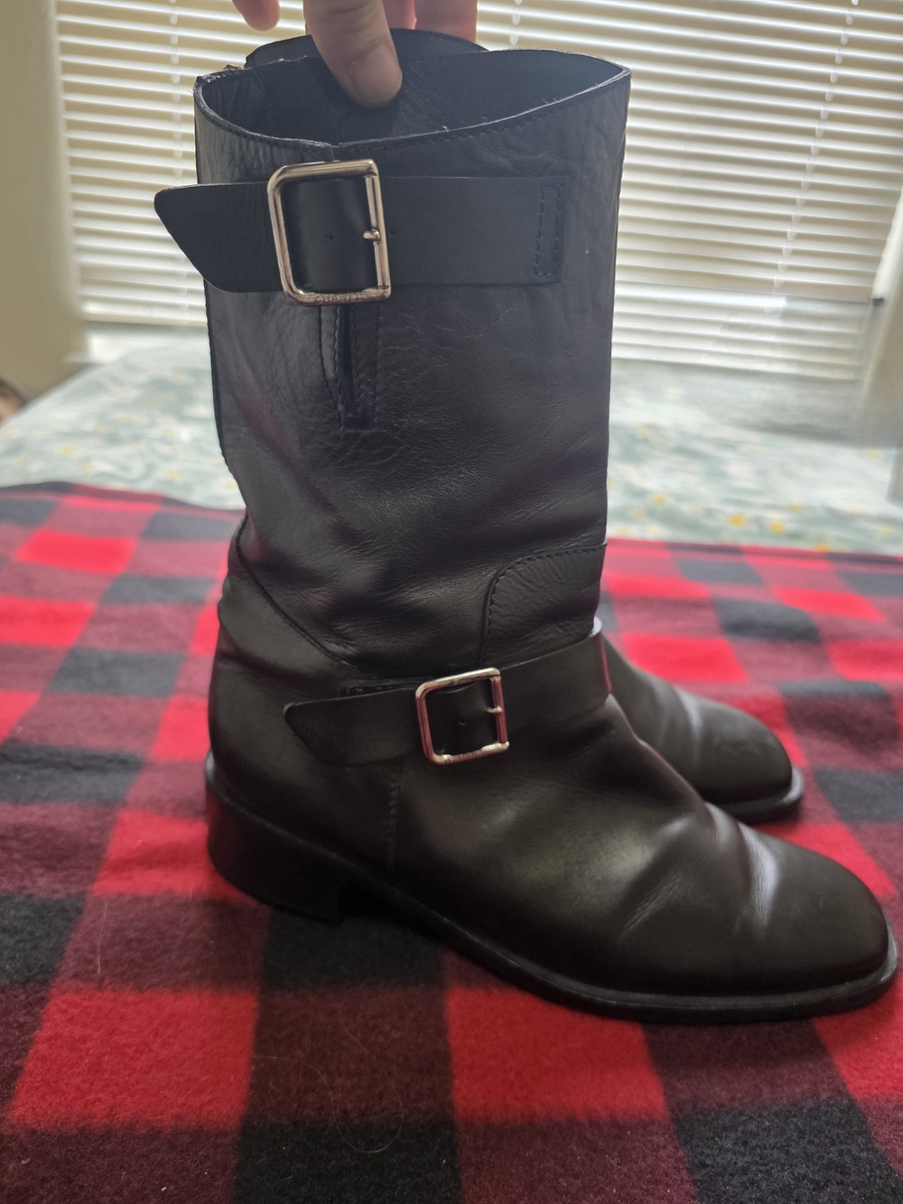 Authentic Chanel Black Leather Logo Buckle Biker Moto Boots EU 40 US 9 - 9.5 - Picture 5 of 14